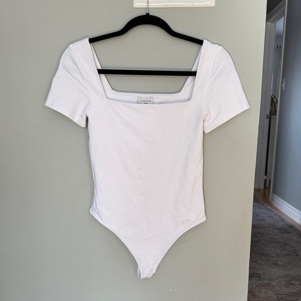Babaton Contour - White Square Neck Bodysuit